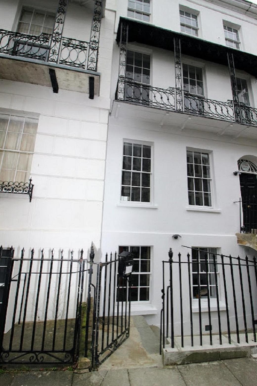 montrose lodge