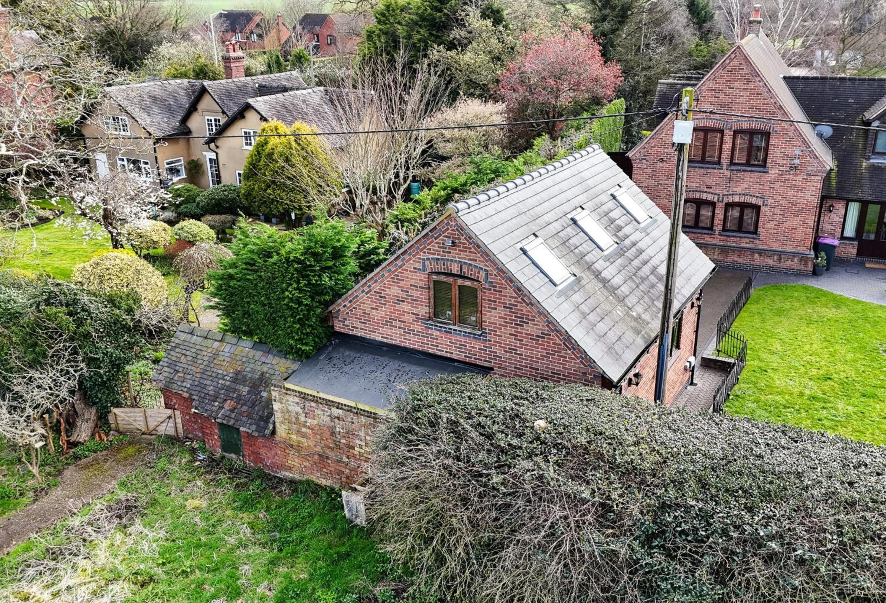 Silverwood Stylish House - Pass the Keys