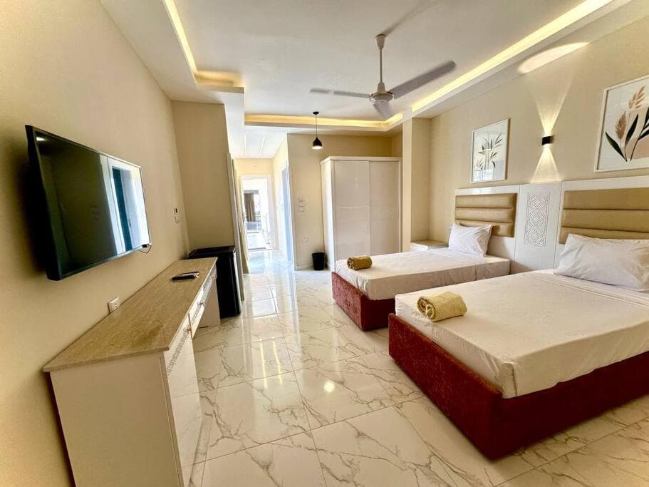 Royal Nile Suites - Luxury Nile View 2