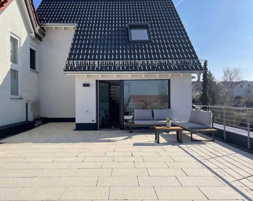 Gästehaus Stoll - 3 Schlafzimmer, nahe Flughafen & Messe
