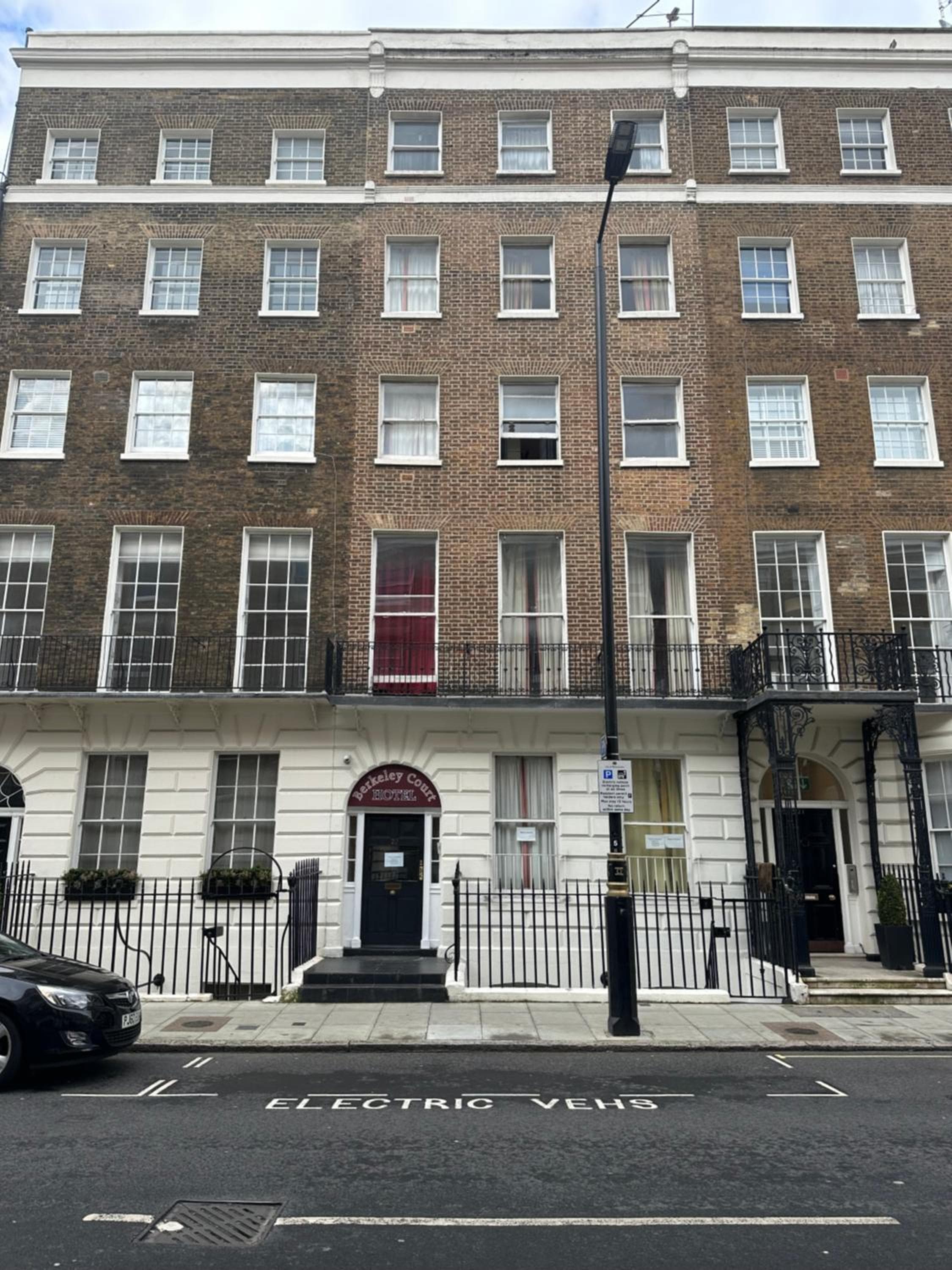 Berkeley Court Hotel
