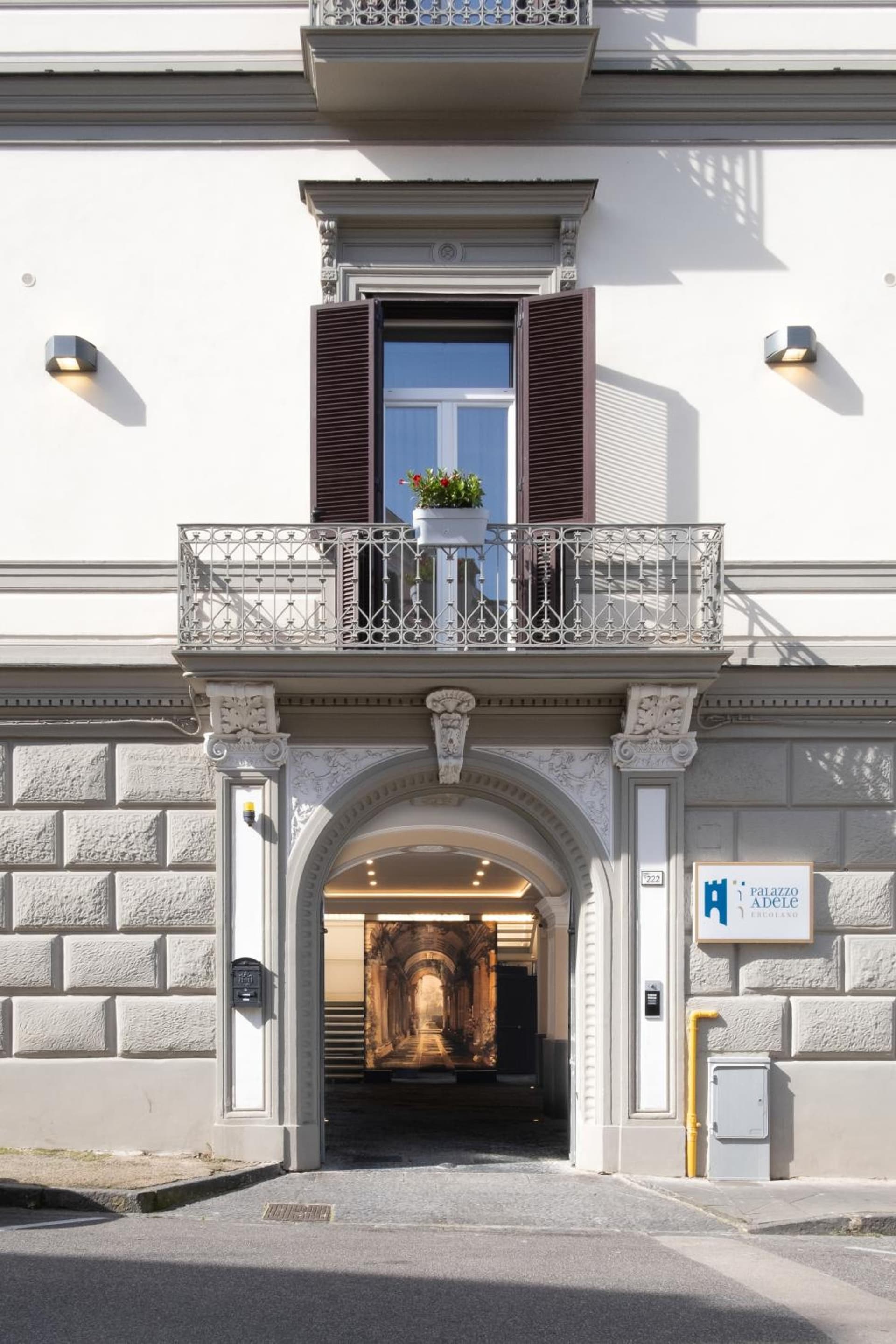 Palazzo Adele Rooms & Apartments