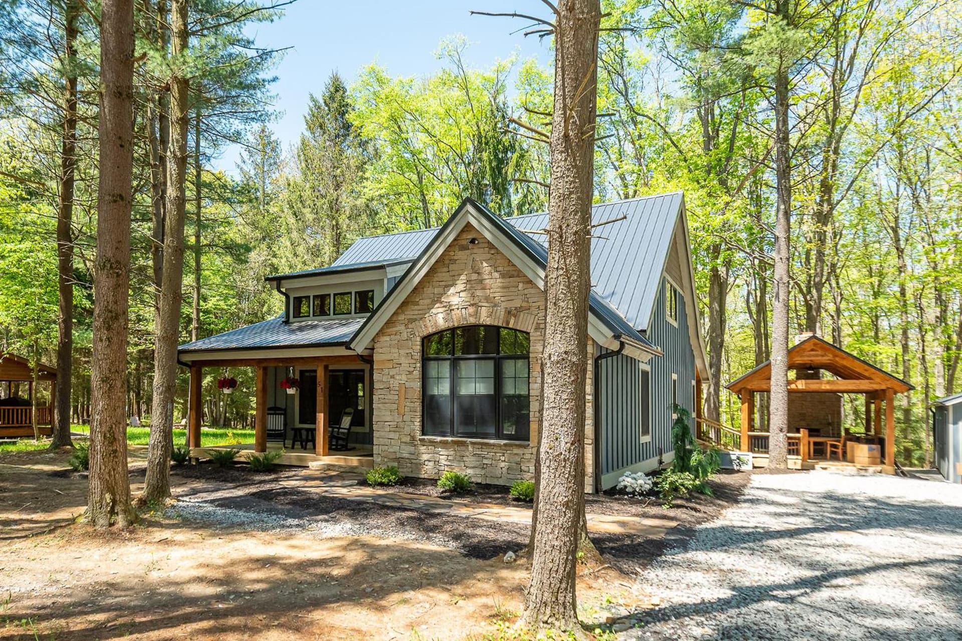 West Oak - hot tub, boat slip, outdoor fireplace
