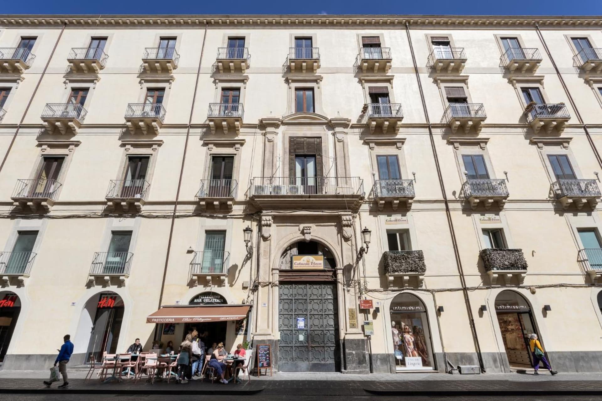 Palazzo Costarelli - Bed and Breakfast