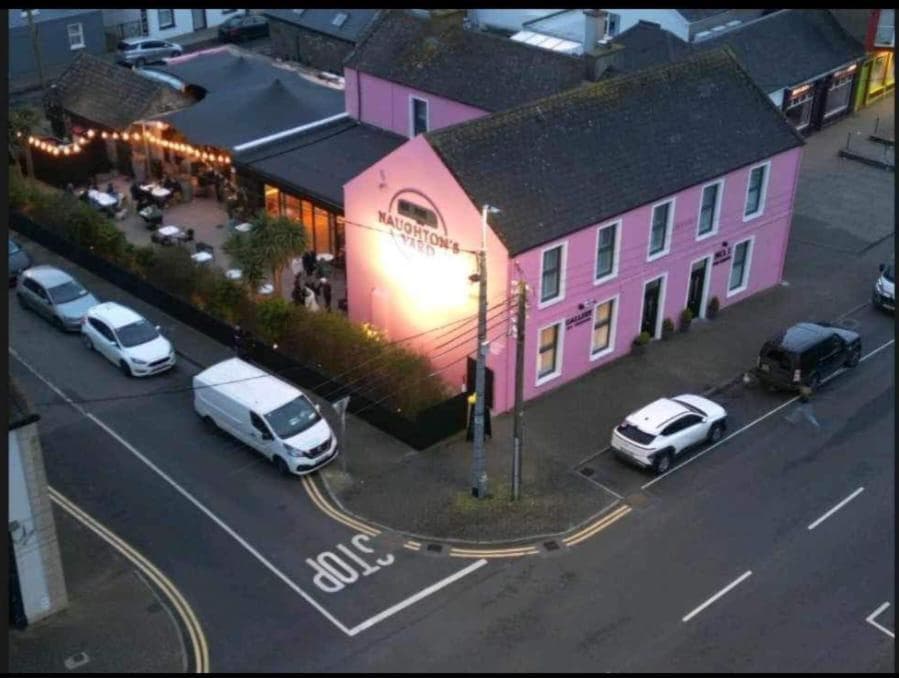 No.1 The Square @ Naughtons Yard