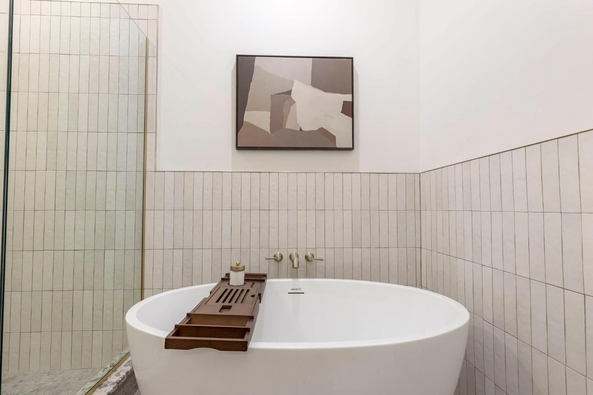 Bourbon Loft 5 bed-2 bath by Hollyhock Suites 5
