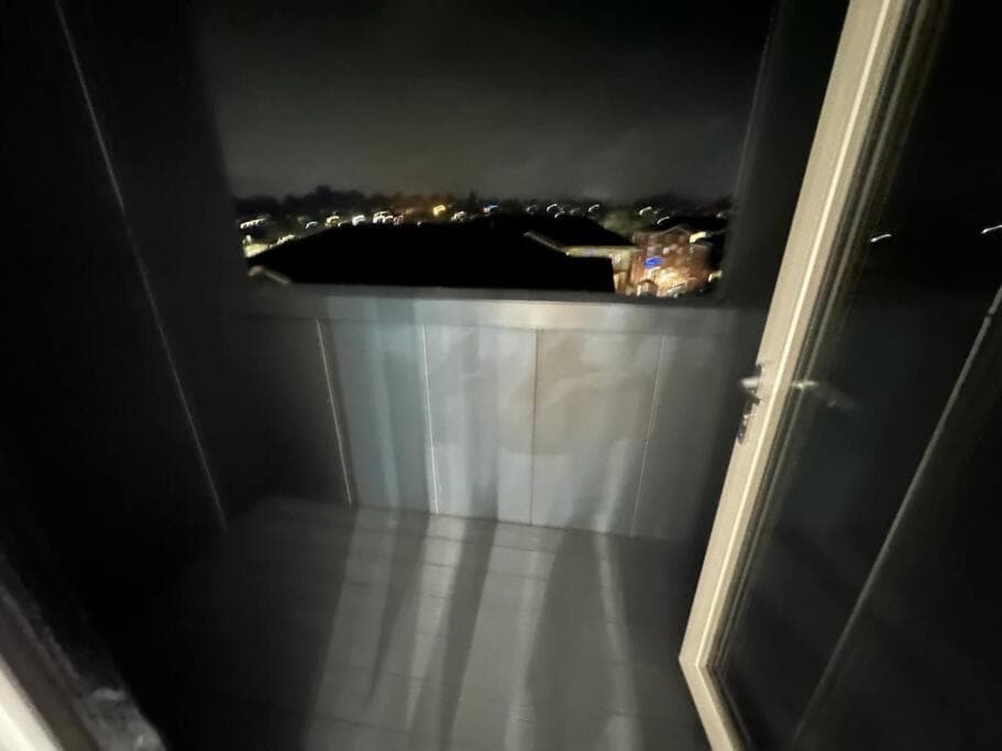3 Bedroom Apartment with Balcony