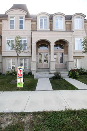 Modern 4 Level home-Game room/Parking/Near Airport