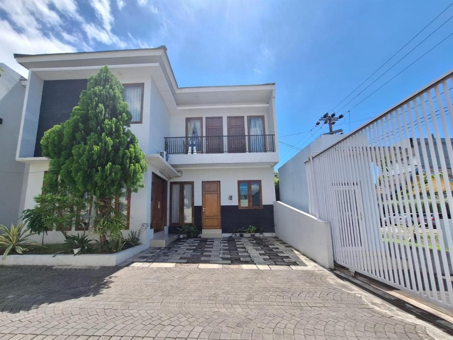 Gated 3BR Residence - 10 mins from Malioboro