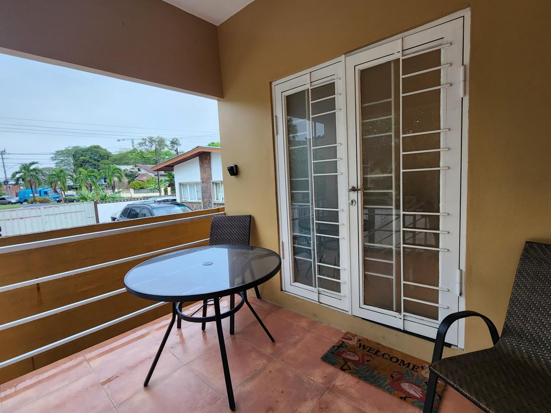 Robinson Villa..... your gateway to Carnival City.