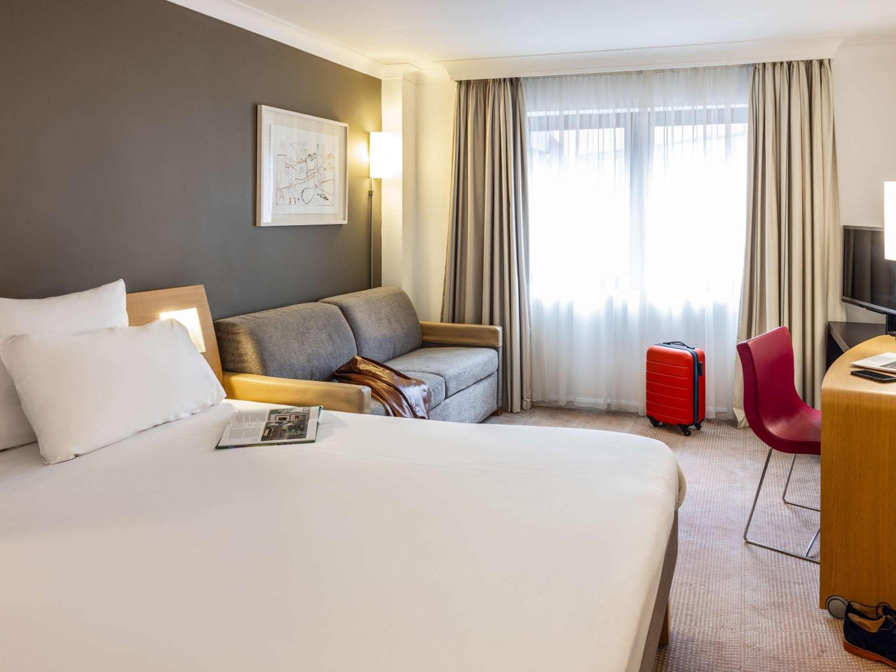 Novotel Bristol Centre 4
