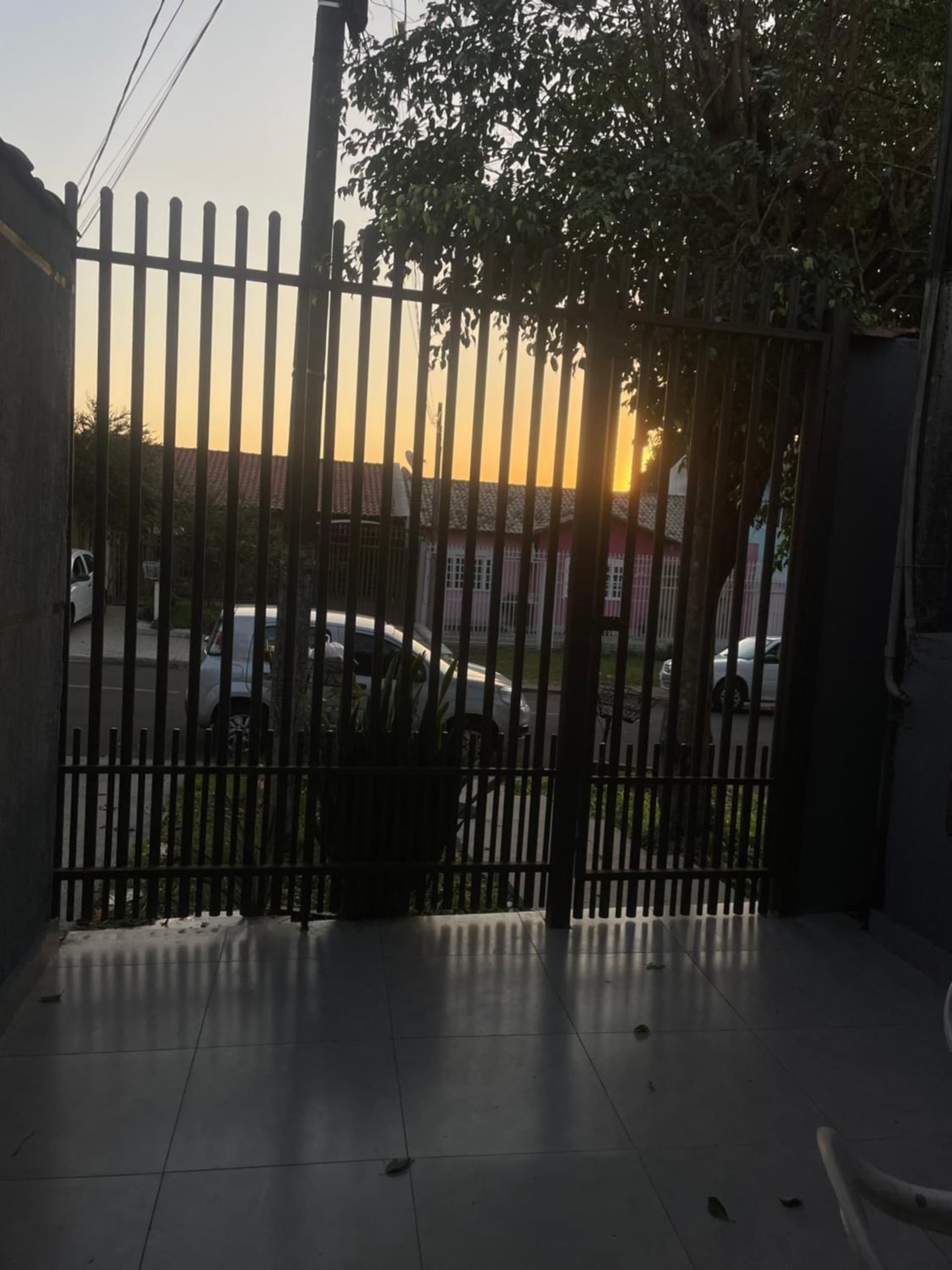 Casa no centro de Foz! Ar-condicionado, Smart Tv, Wi-fi, Cozinha, Ventilador e 4 Camas
