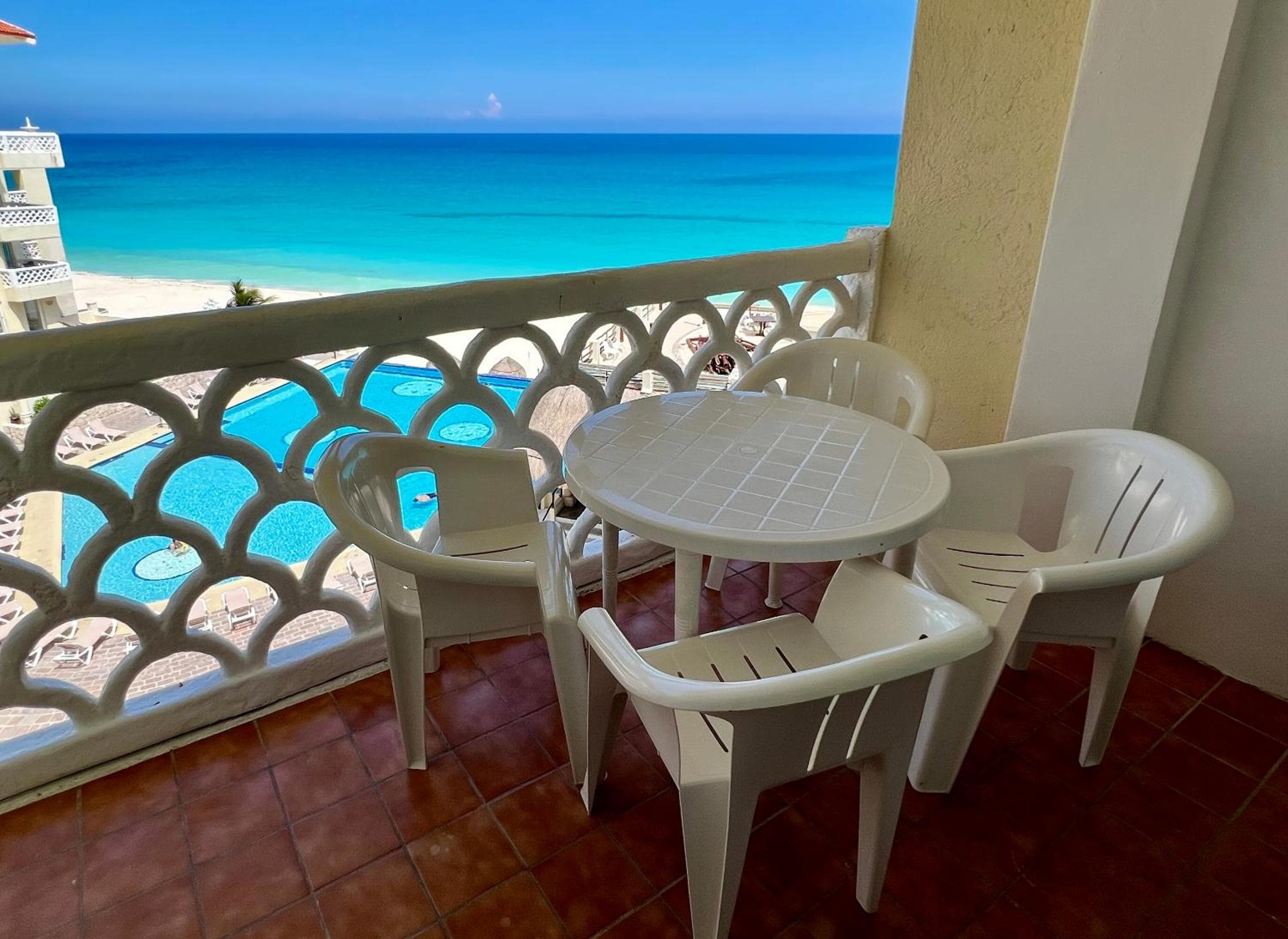 Beach and Ocean Front Apartments Cancun