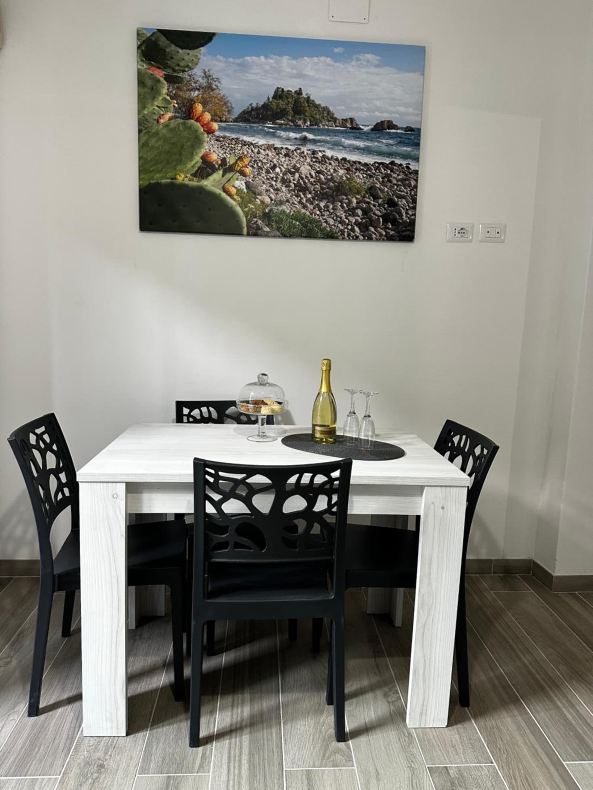 Taormina beach apartment