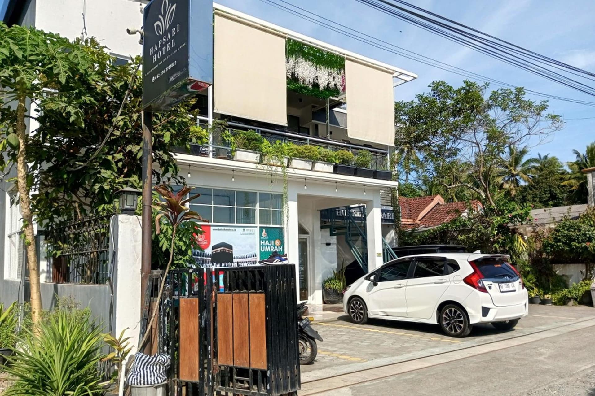 Urbanview Hotel Syariah Hapsari YIA