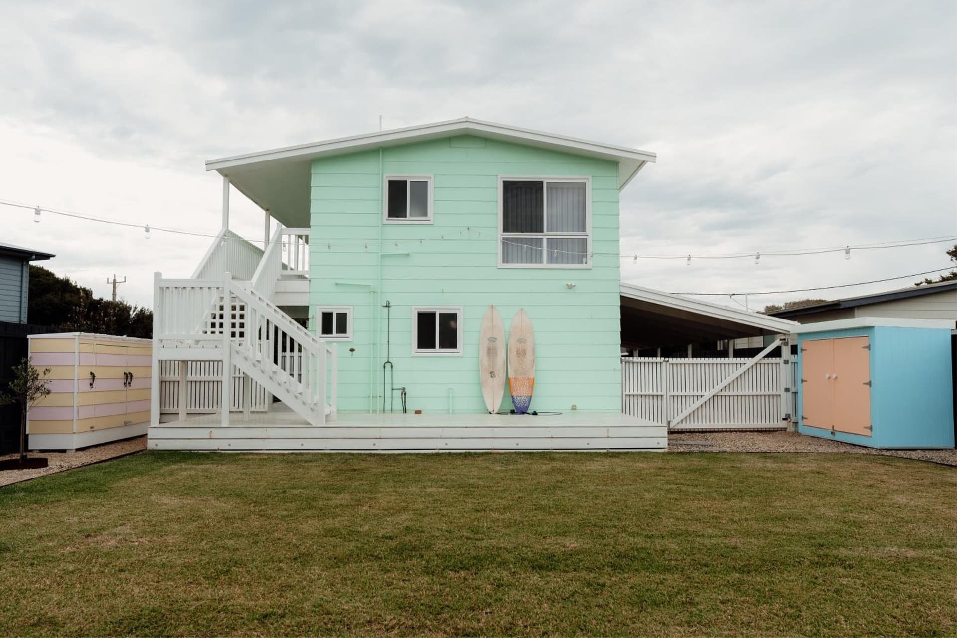 Sunny Beach Box