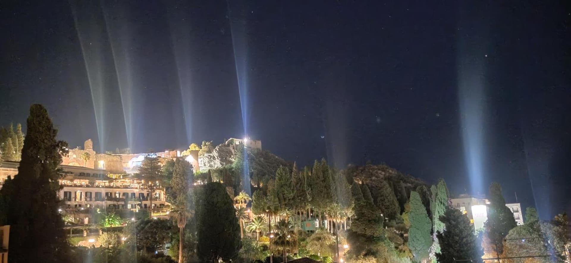 Casa MAIO, attico molto panoramico, in centro storico