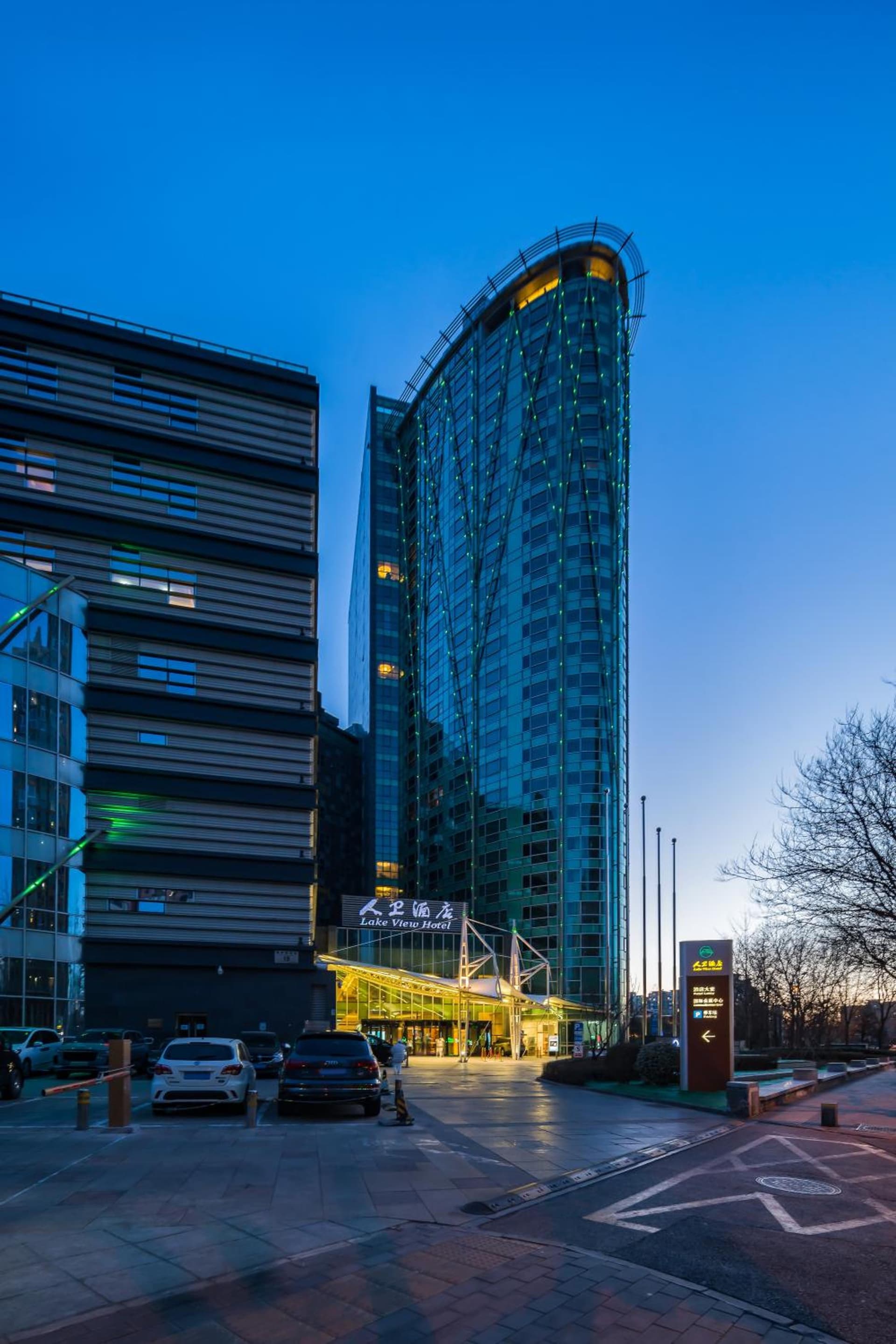 Lake View Hotel