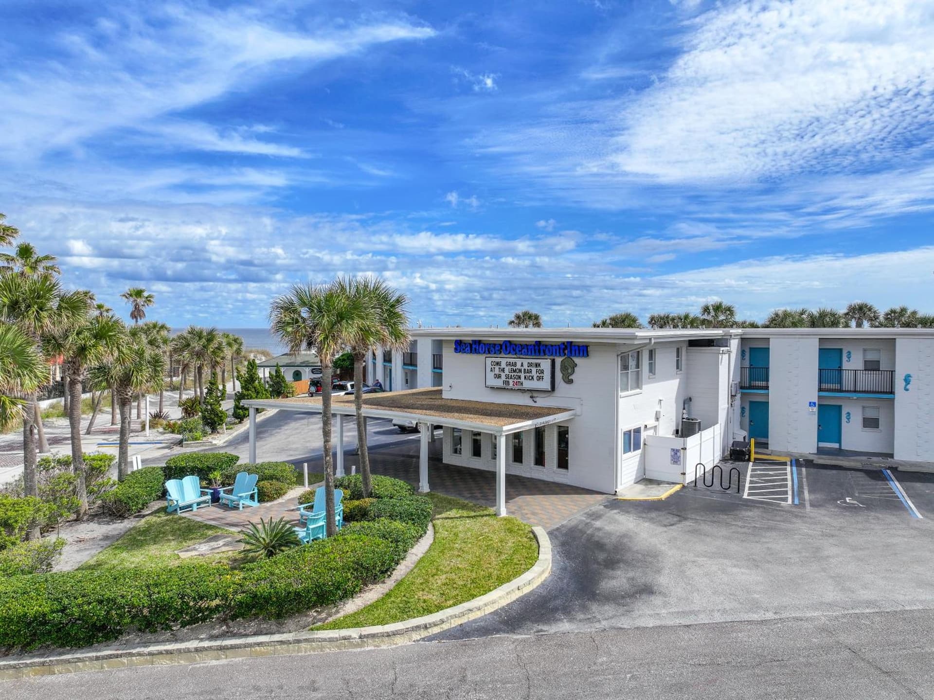 Seahorse Oceanfront Inn