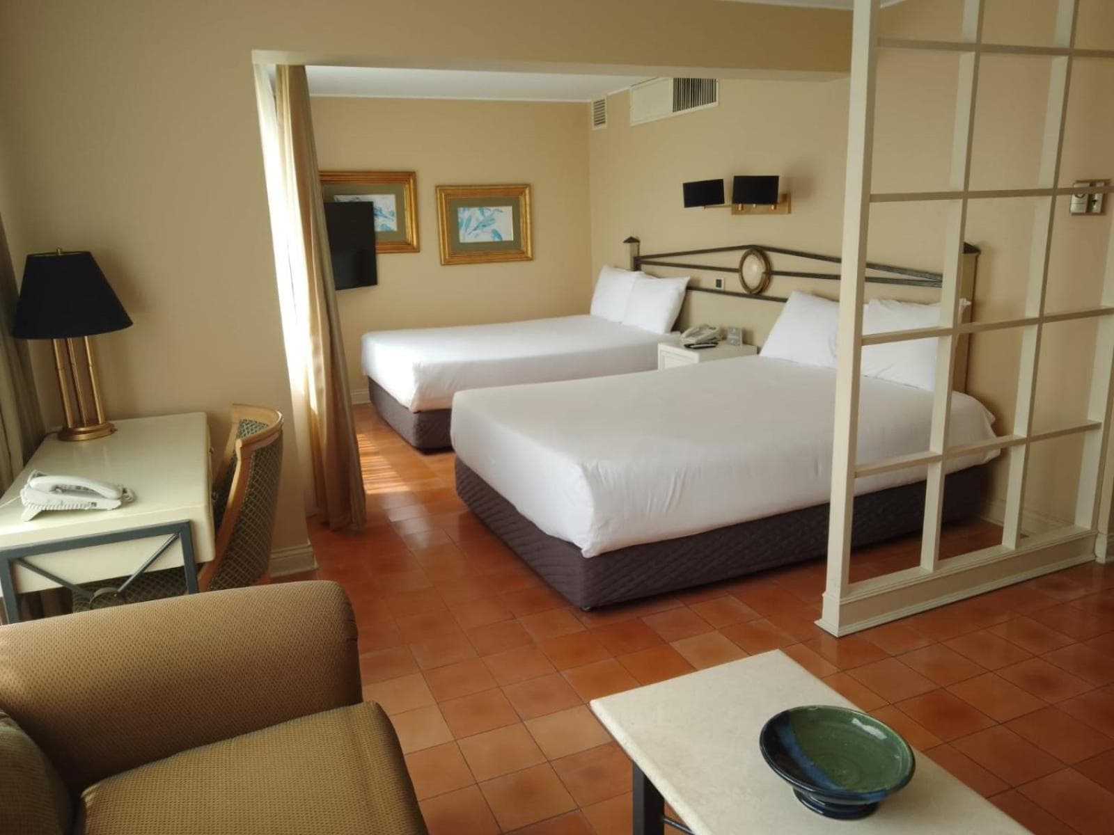 Suites del Bosque Hotel