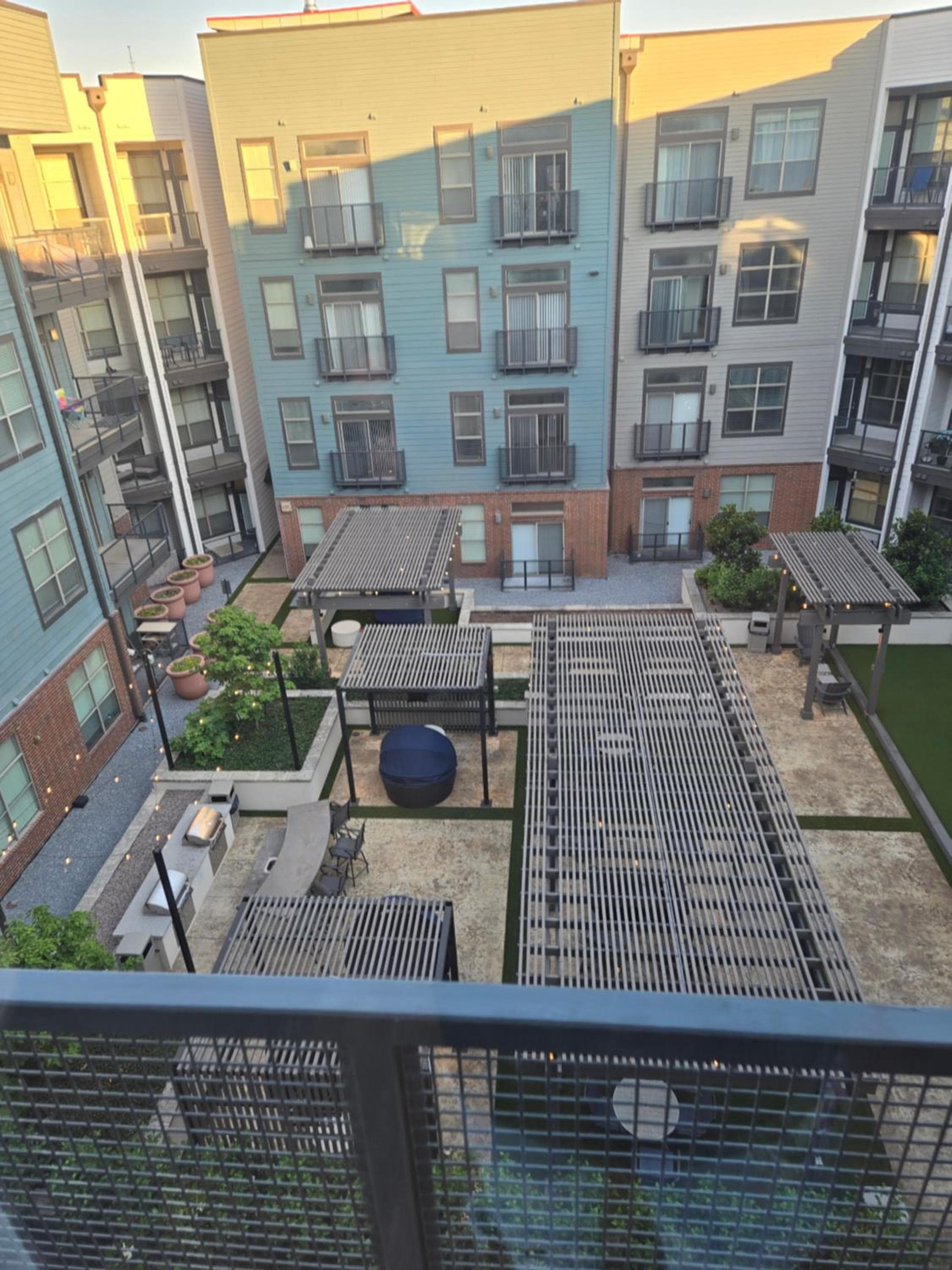 Comfortable 1 Bedroom condo