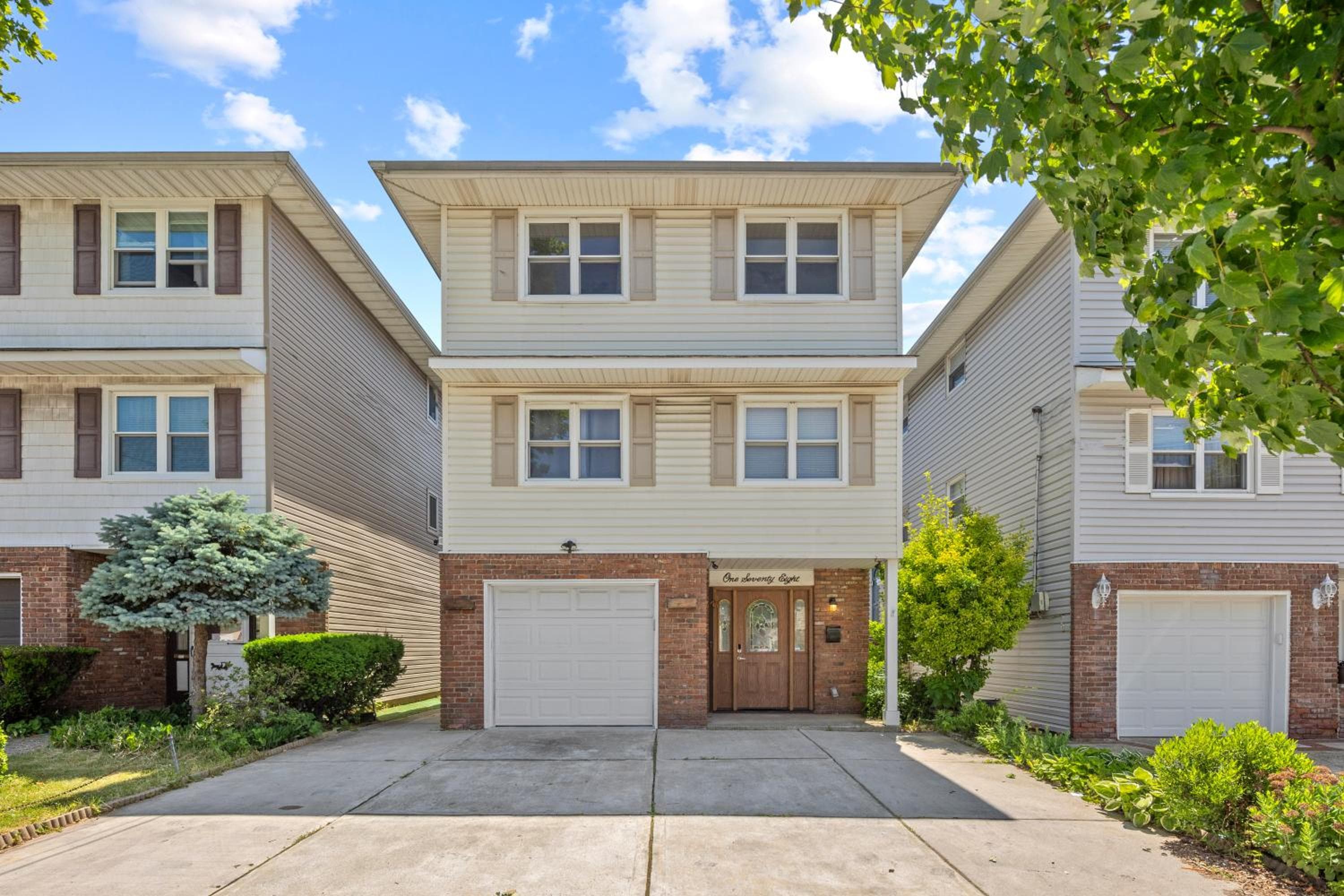 World Cup Stay, Free Driveway Parking, NYC & Metlife Stadium, Newly Renovated