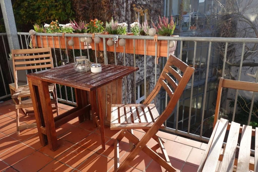 Cosy Studio, sunny balcony in It-District Neustadt