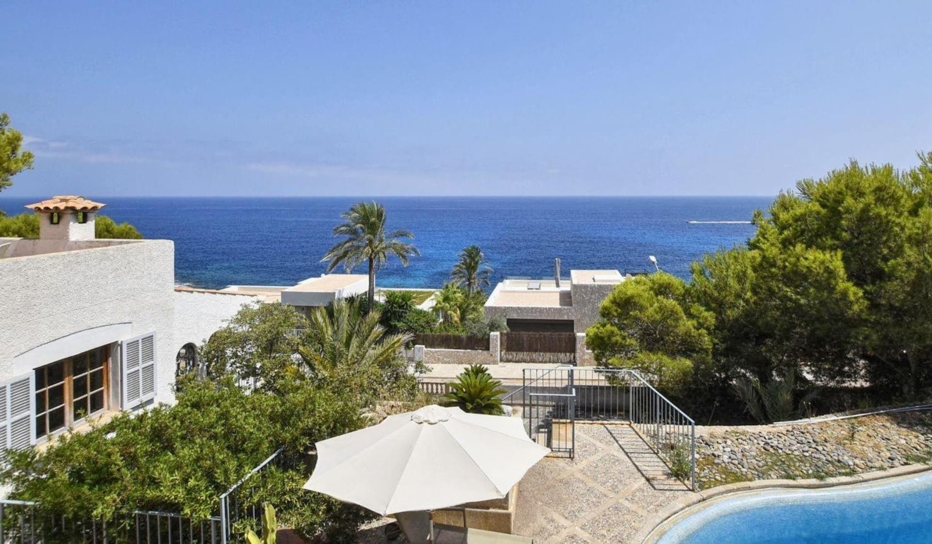 Unglaubliche Villa mit Meerblick und Pool