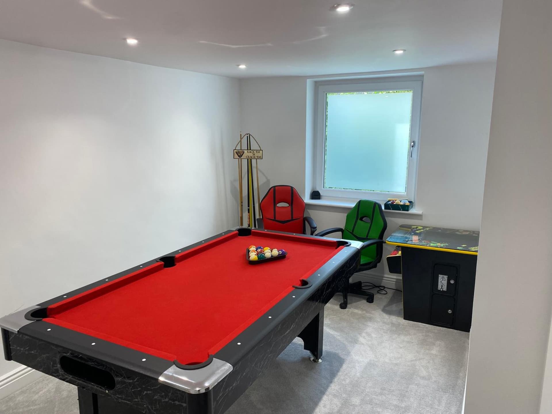 Seafront folkestone Sandgate channel tunnel - 5 star property Sleeps 16