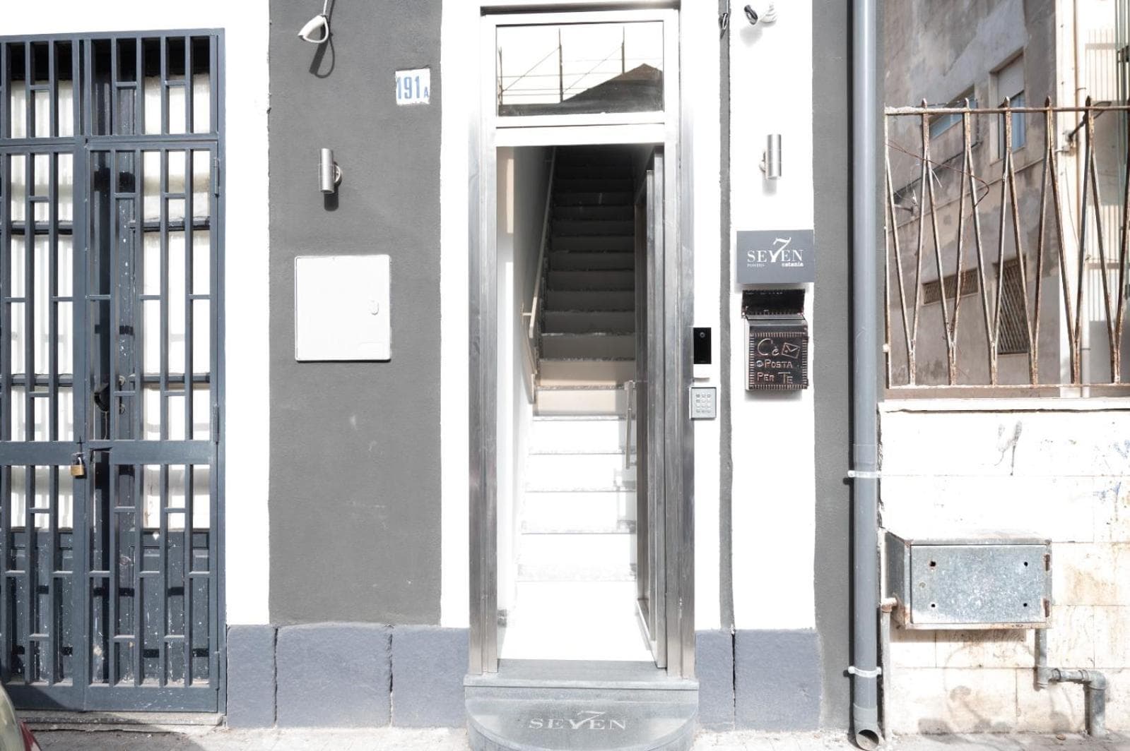 Seven7 Rooms