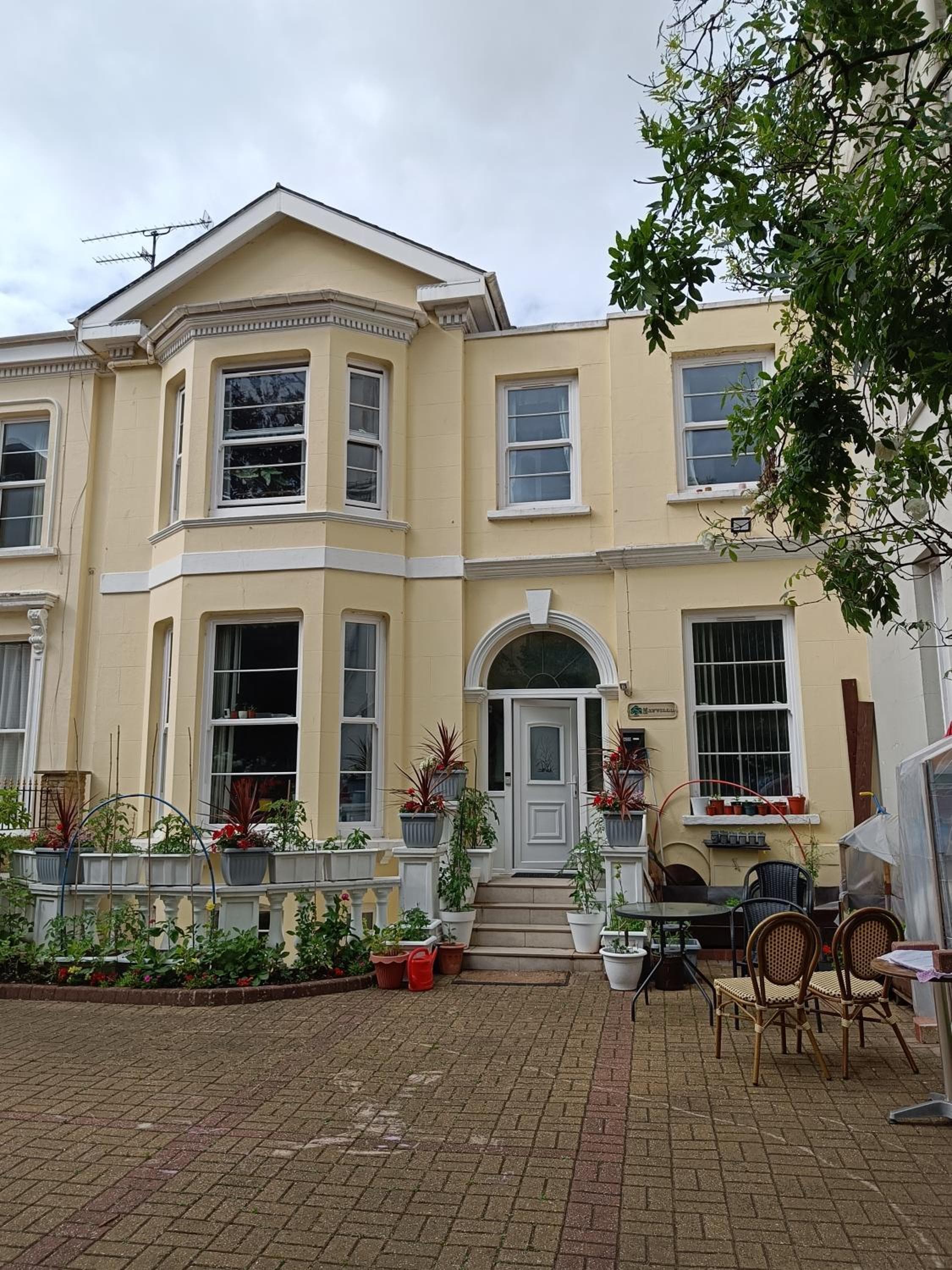Mayville House Flat