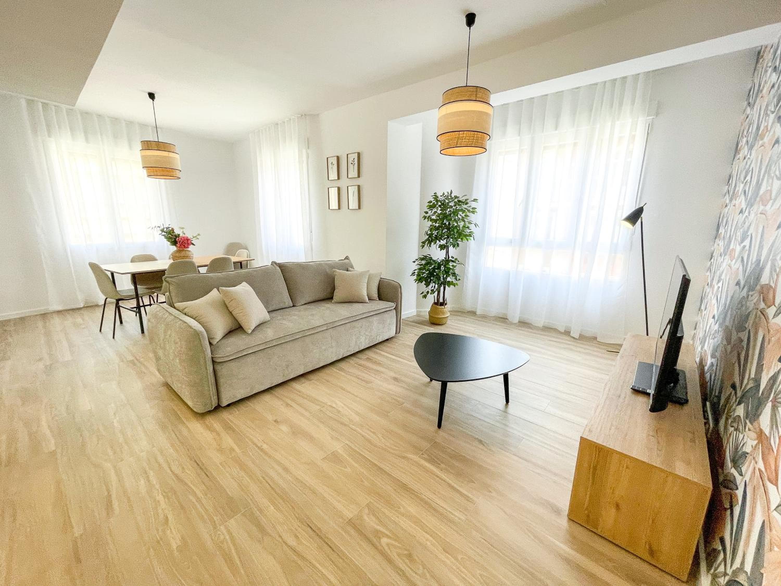 Apartamentos Zaragoza Gran Vía 3000
