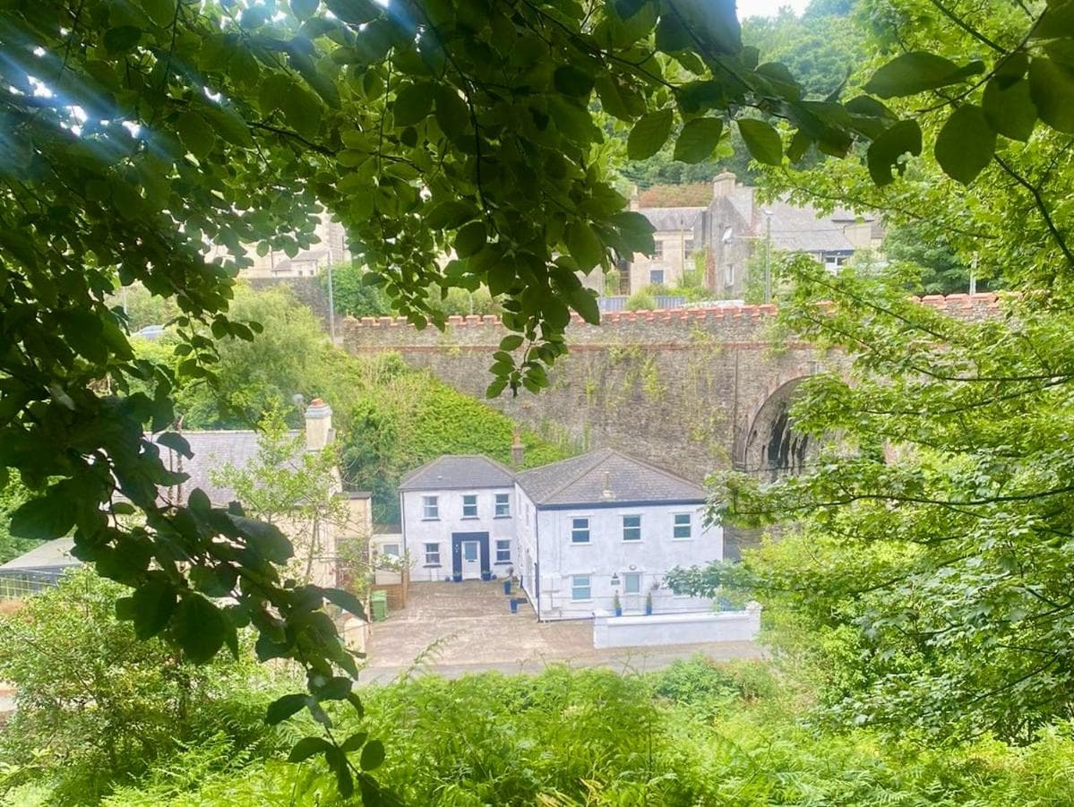 The Cottage, Bridge House