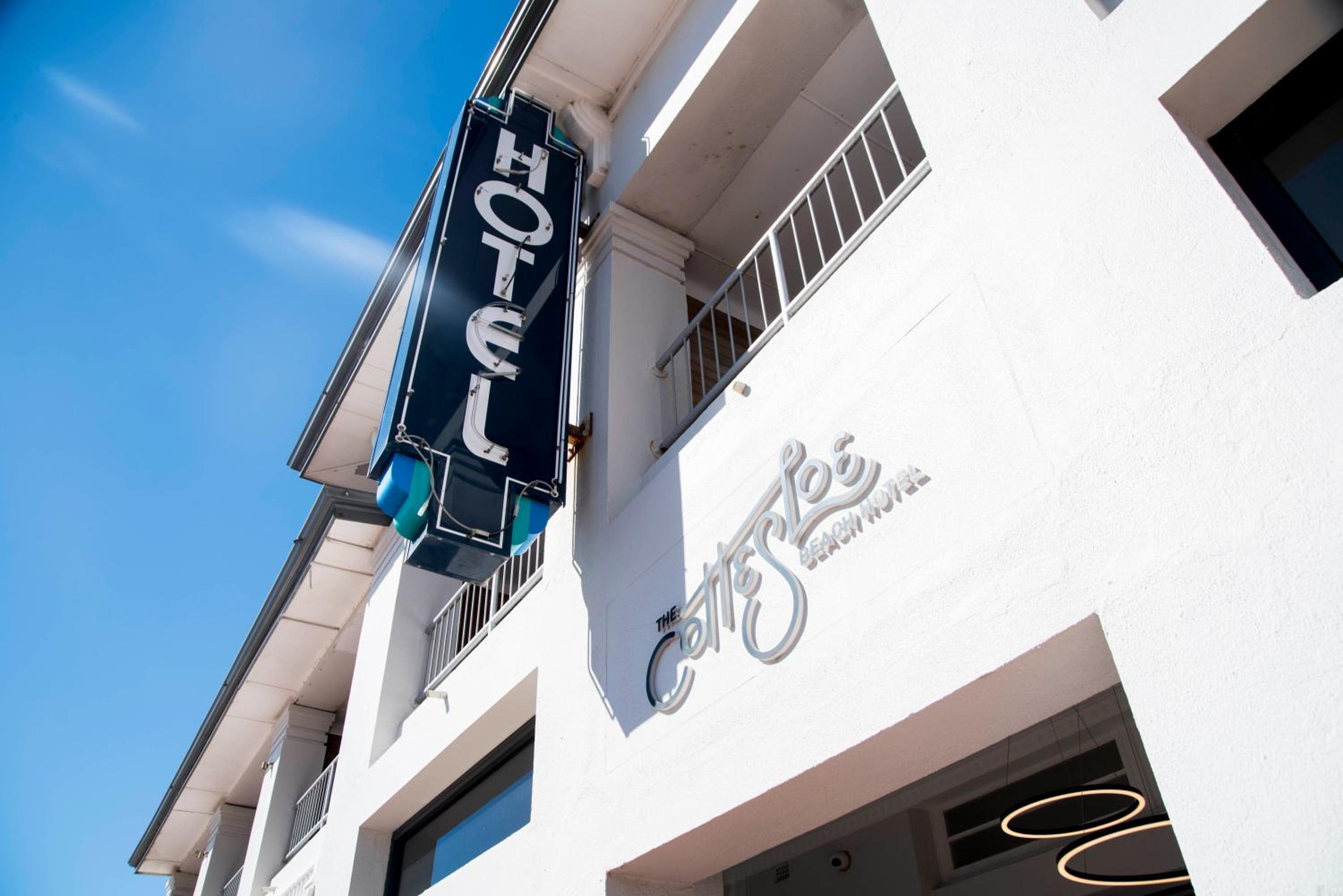 Cottesloe Beach Hotel