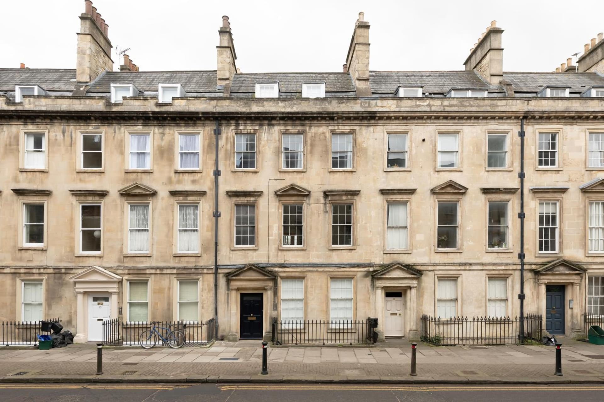Luxury Georgian Escape, Central