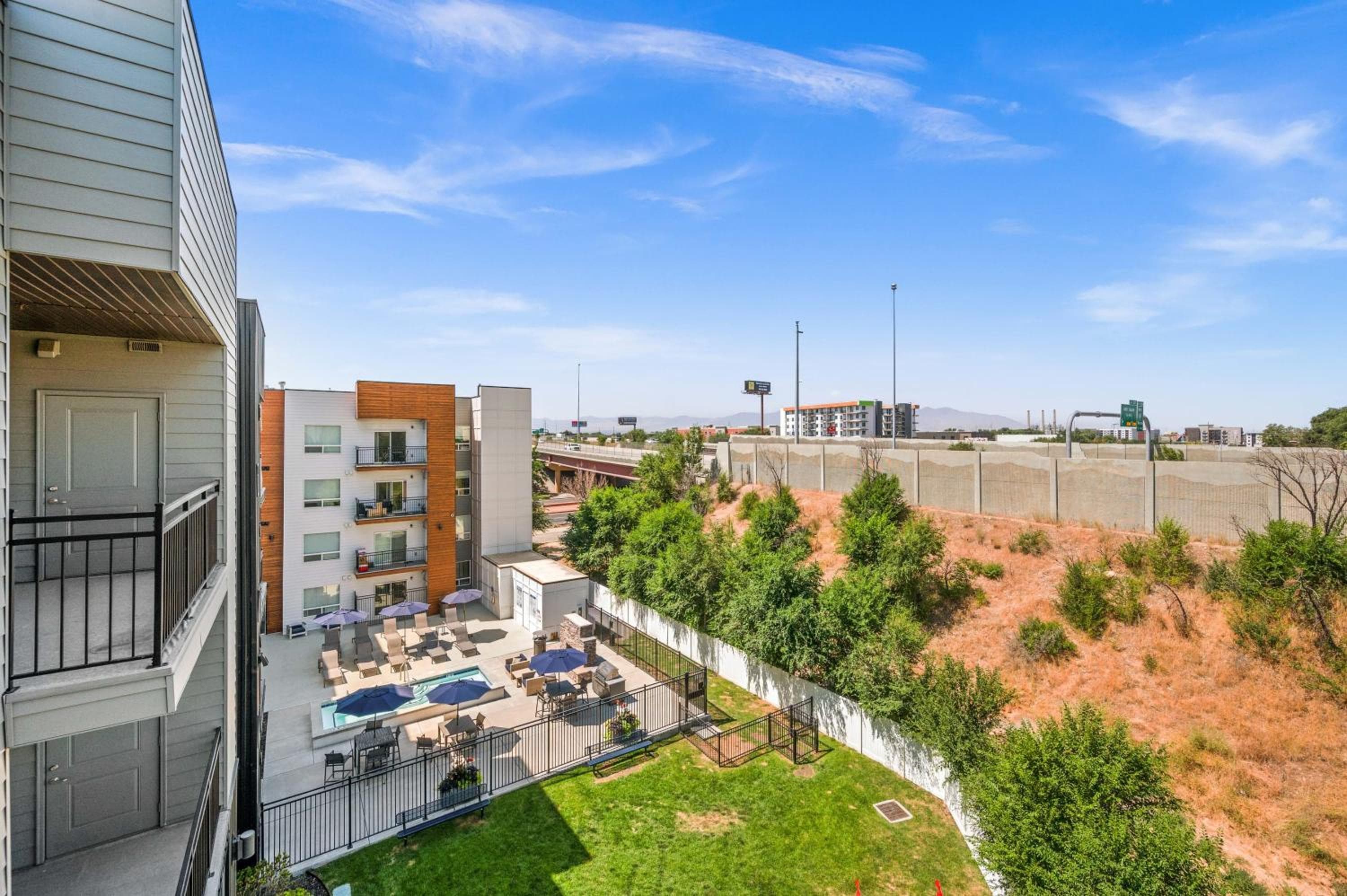 Serene Space with Easy City Access