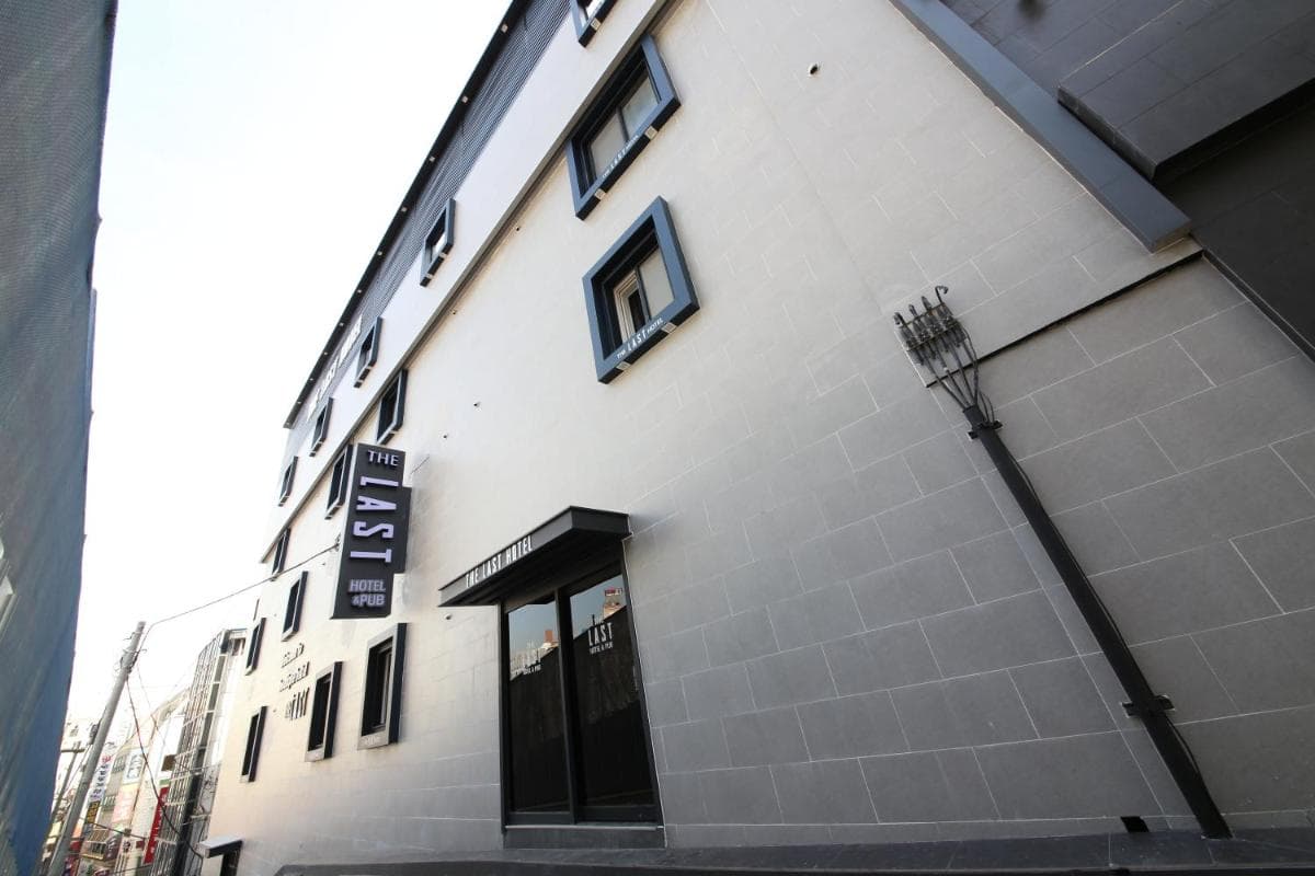The Last Hotel Nampo