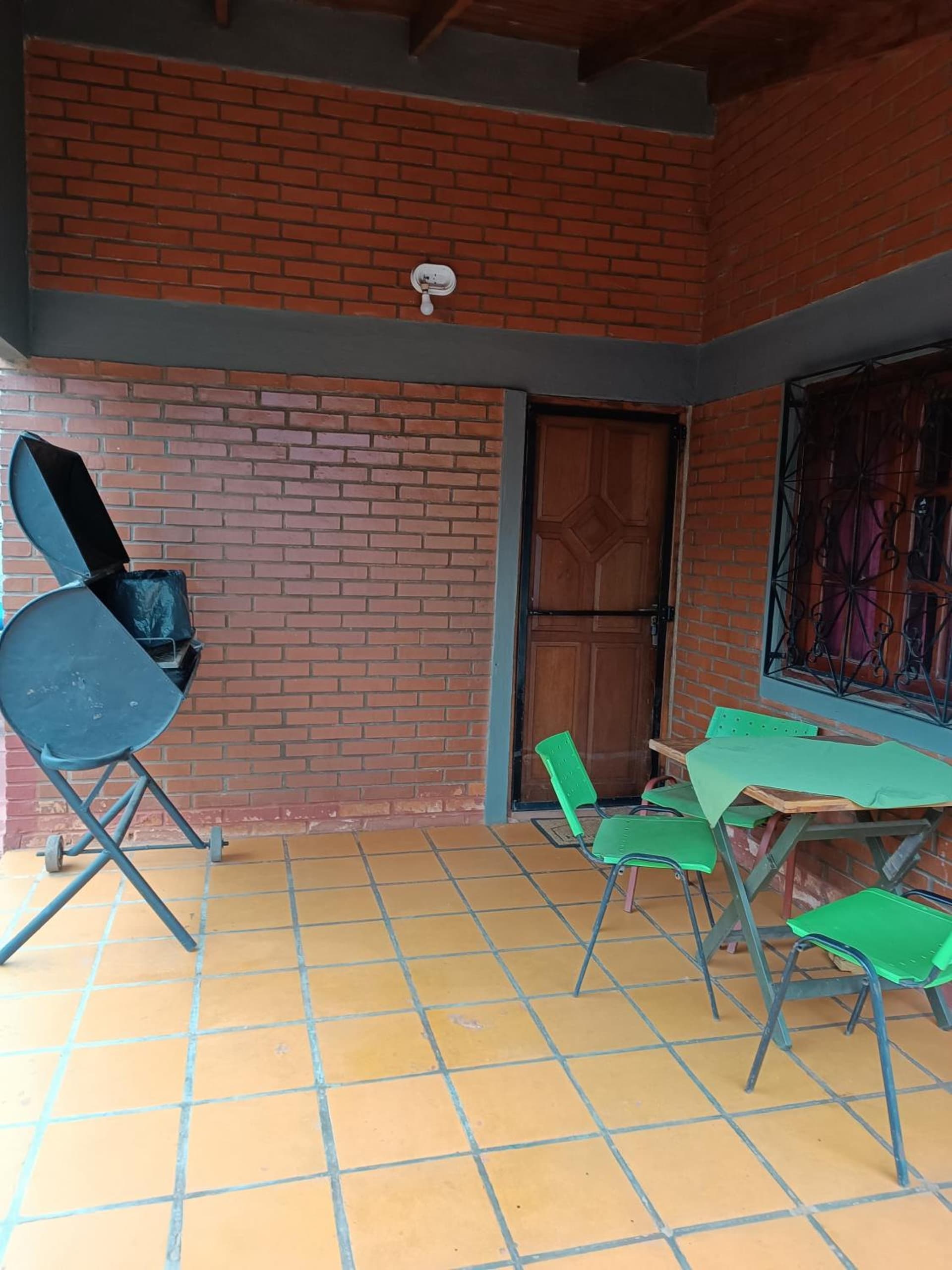 Apart la hermosa