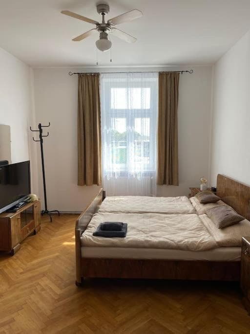 Honiger Historic Townhouse Vienna City Center 12min - Airport 11min