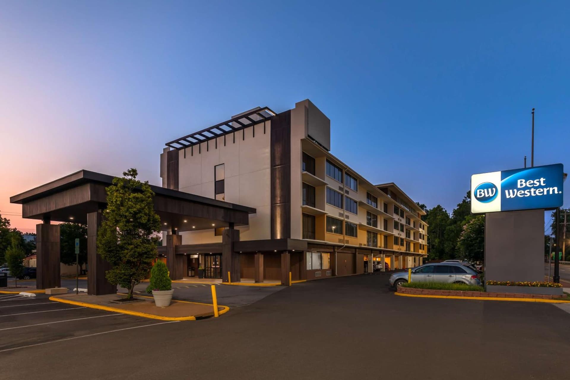 Best Western Plus Laurel