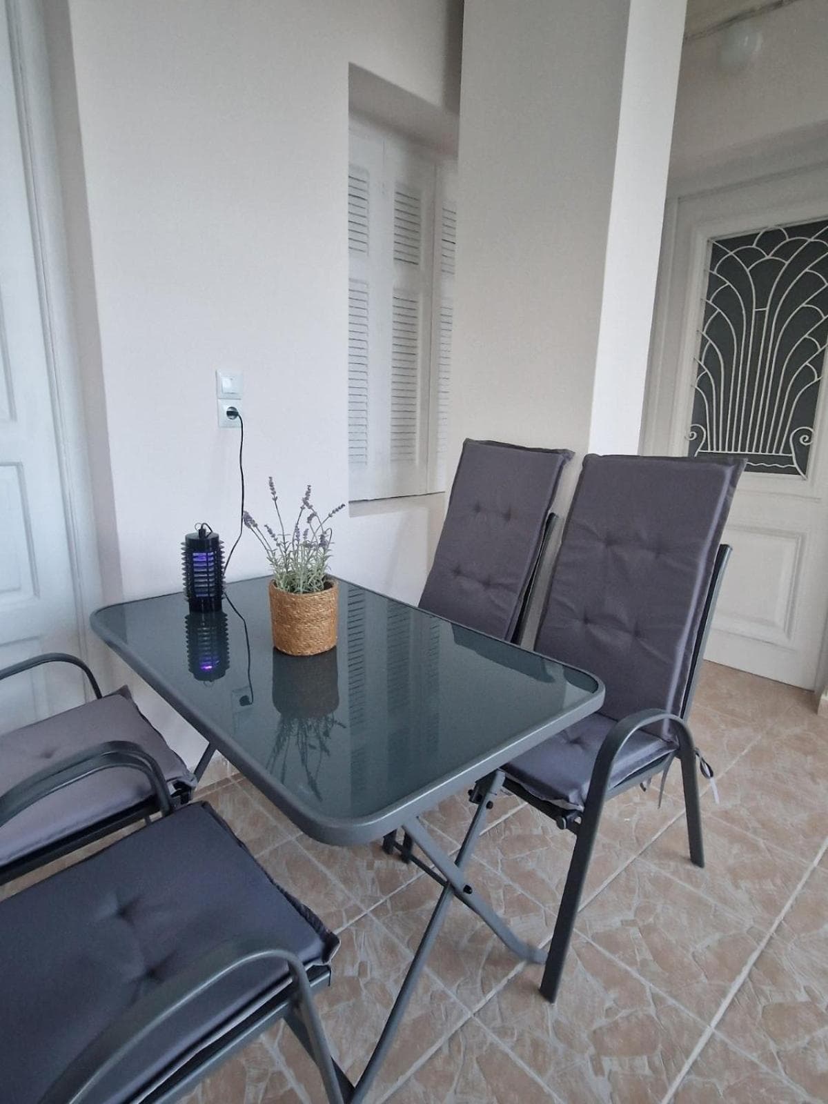 Stone Apartment Close to the Airport