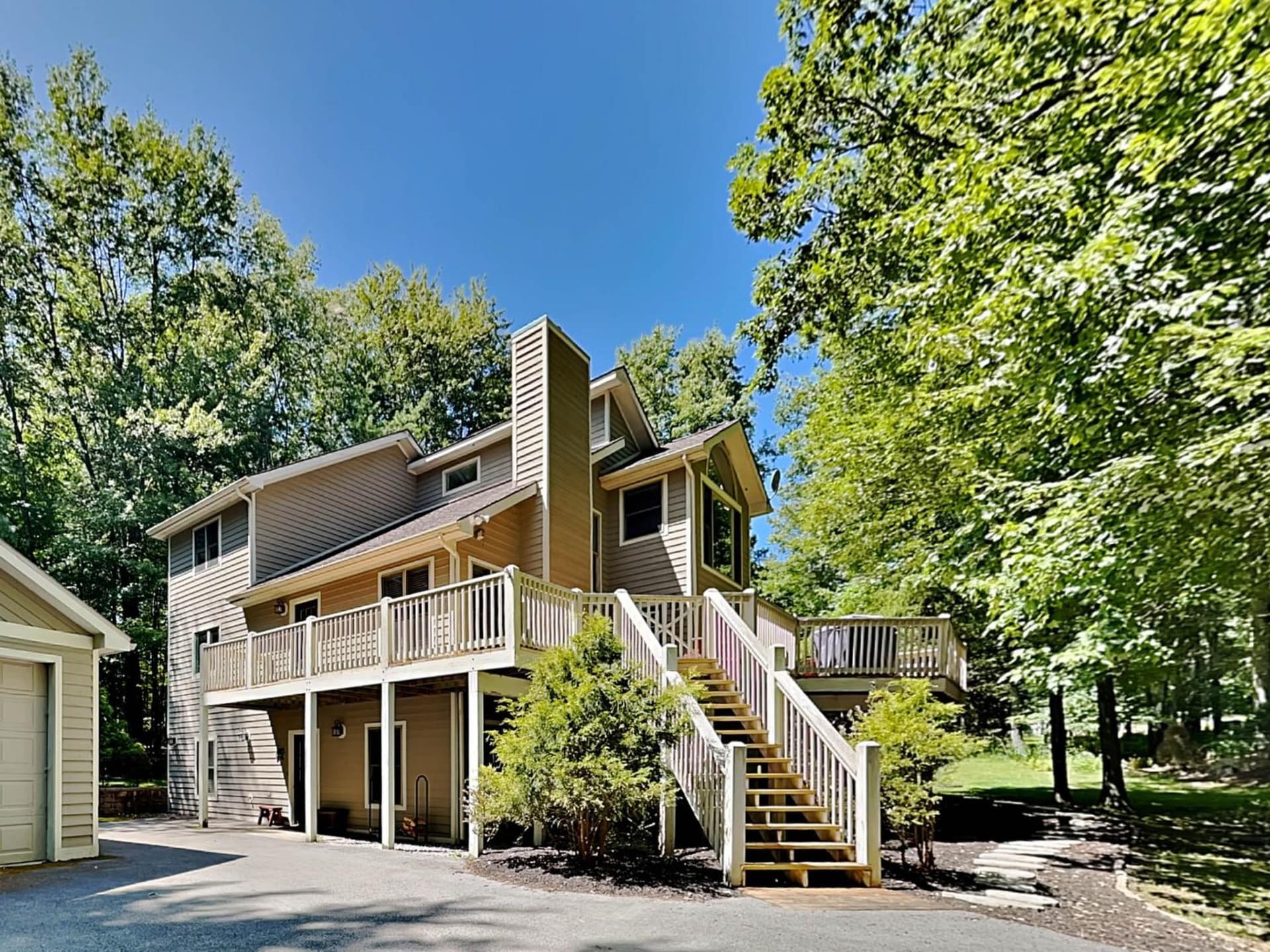 Black Bear Lodge
