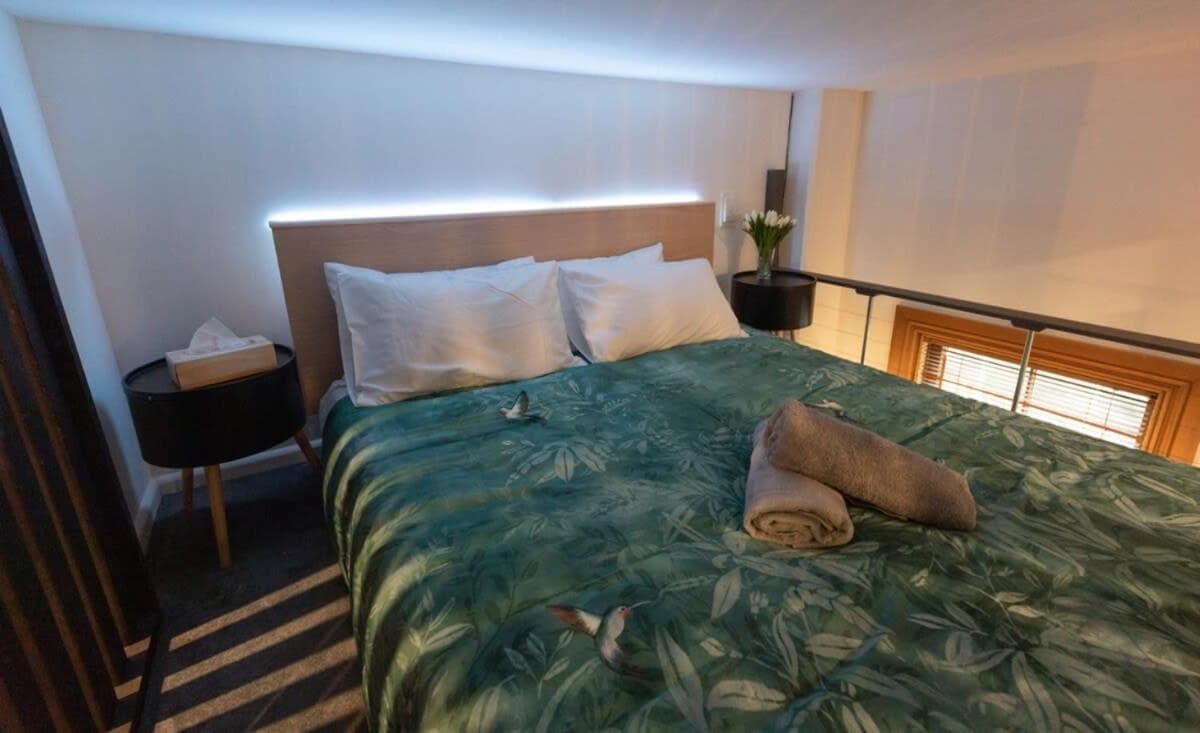 Lambton Quay Loft - Sleeps 11 4