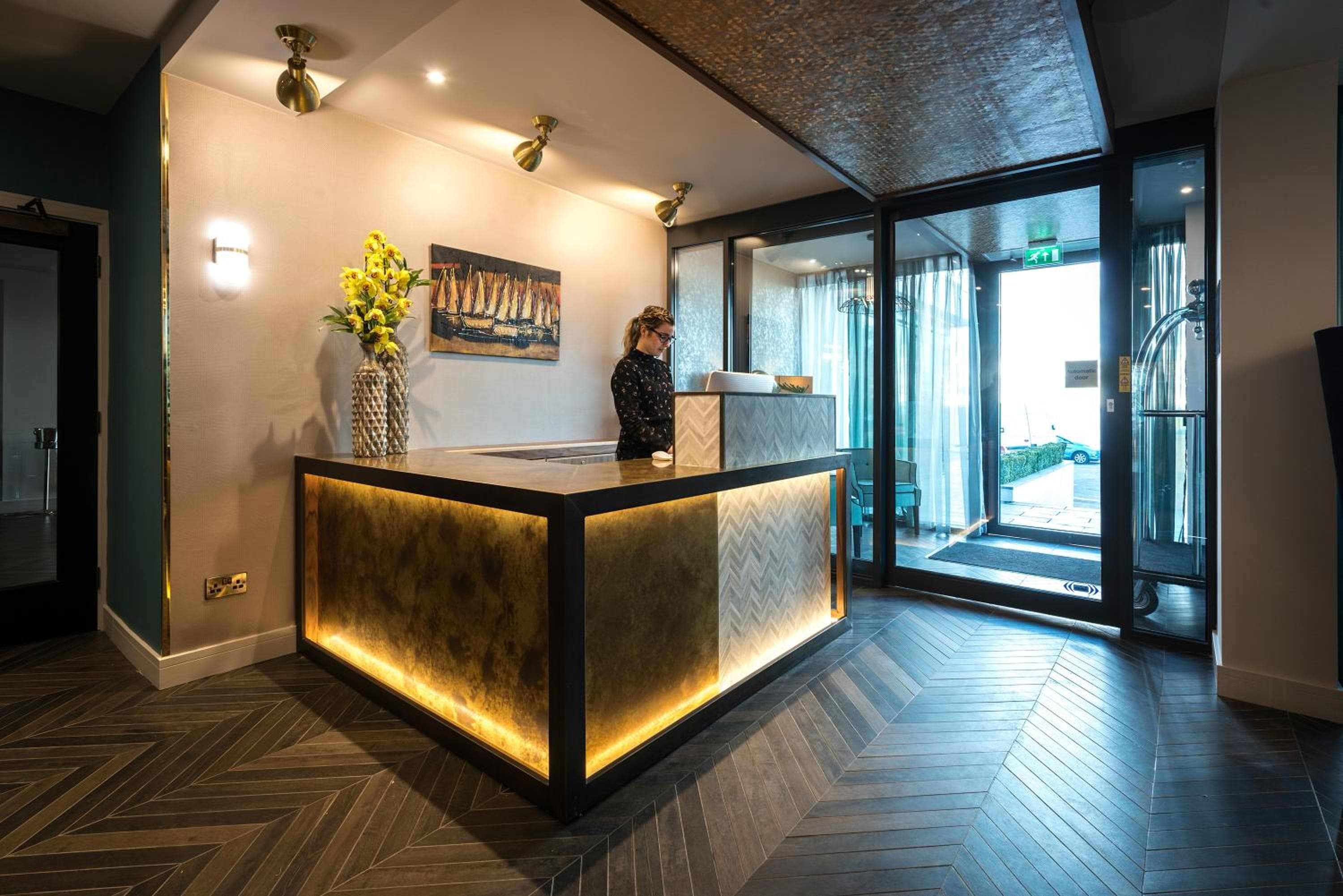 Seven Hotel