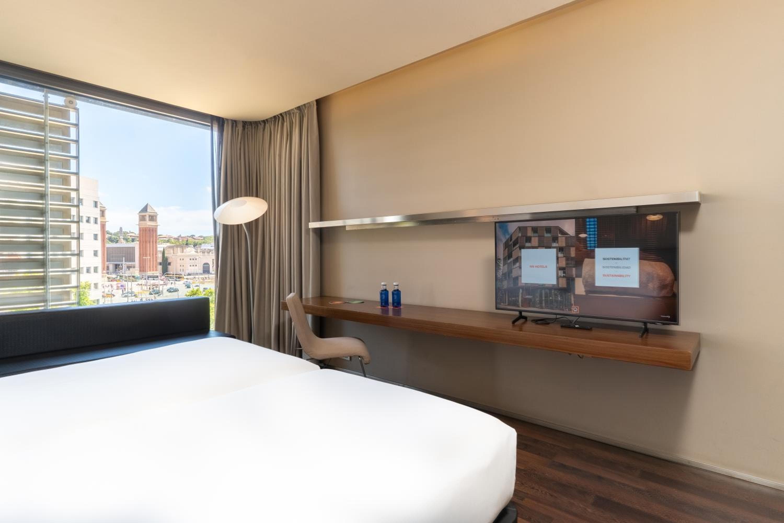 B Hotel 2