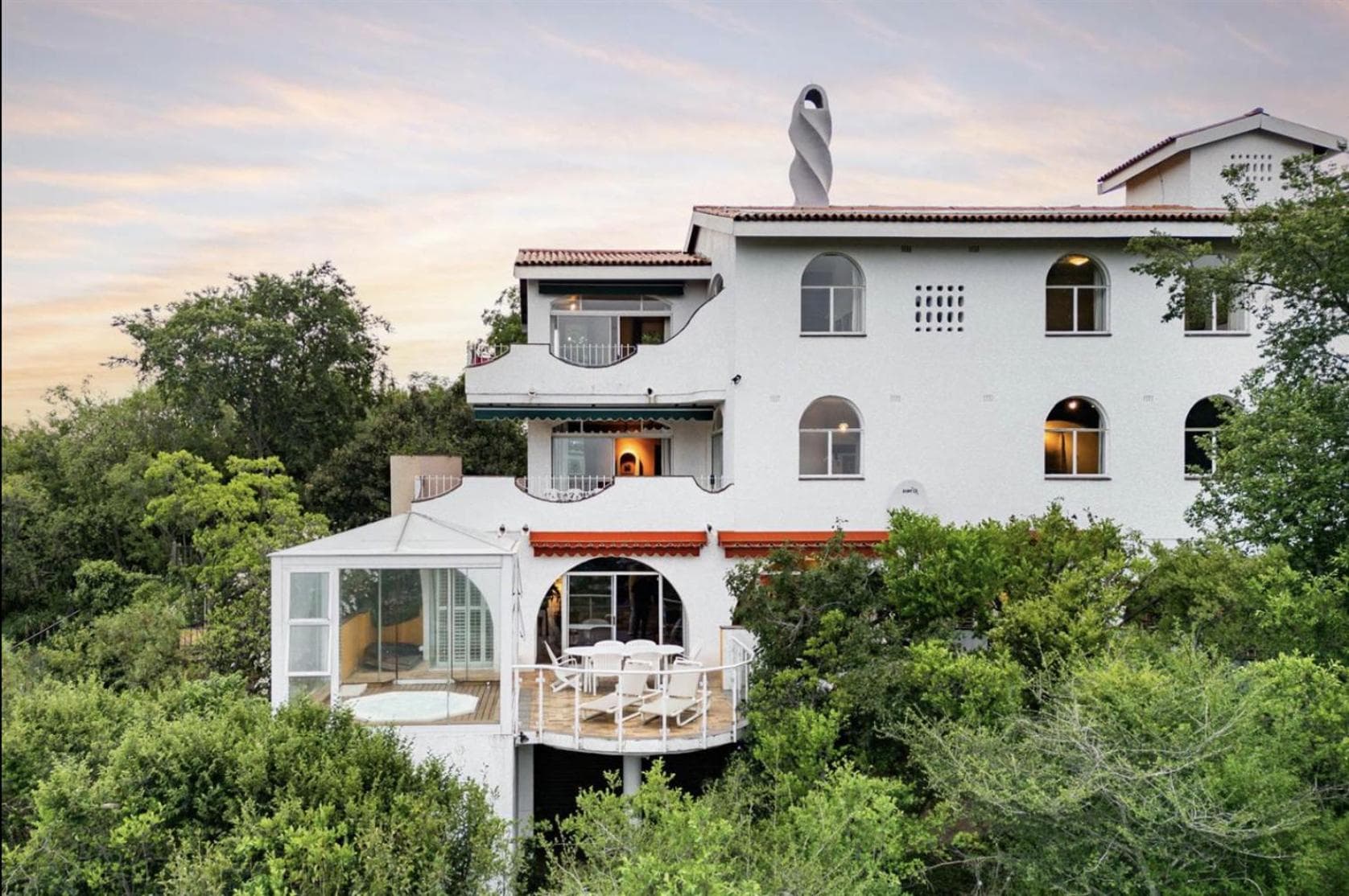 La Casa Blanca - Emmarentia, Johannesburg