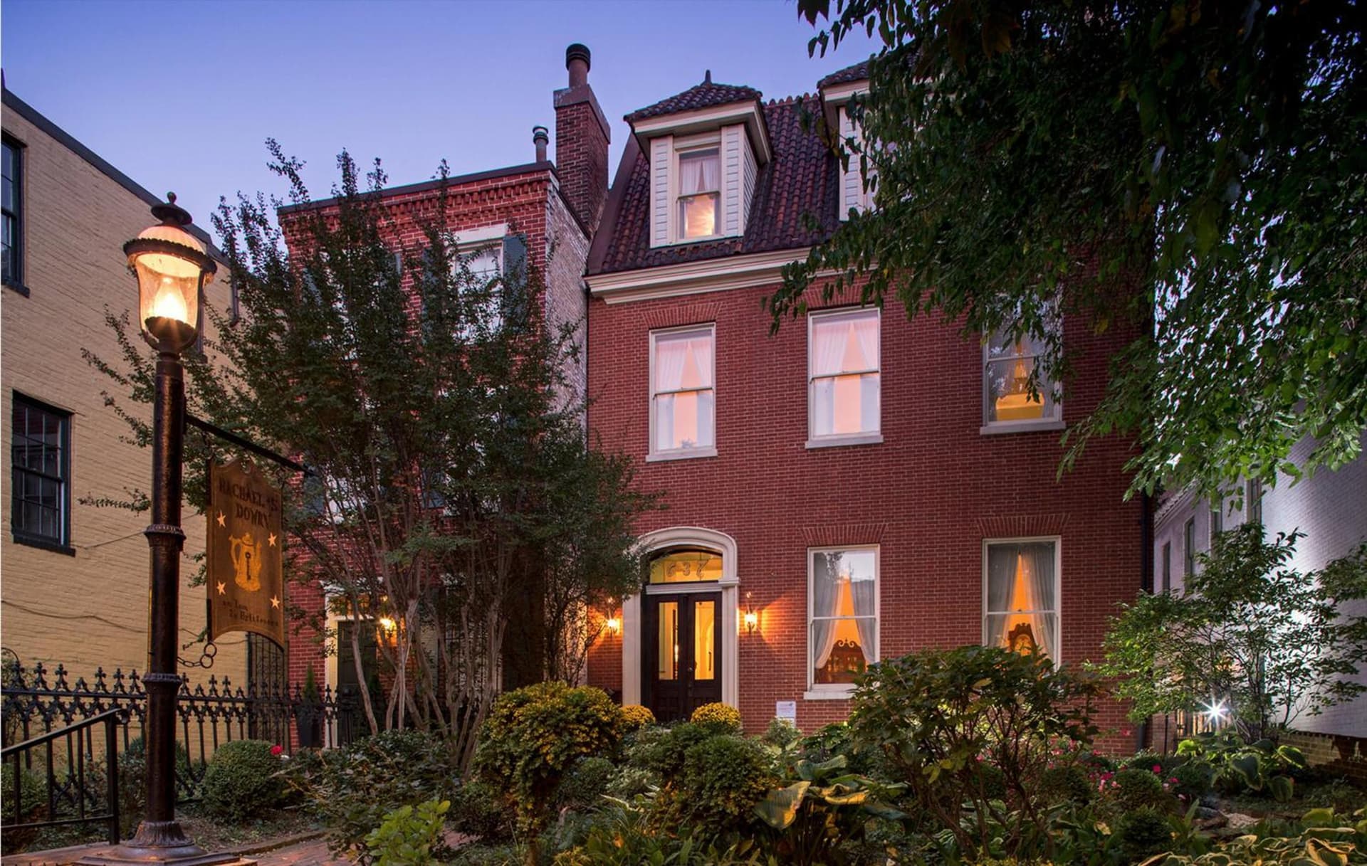Rachael's Inner Harbor Boutique Inn