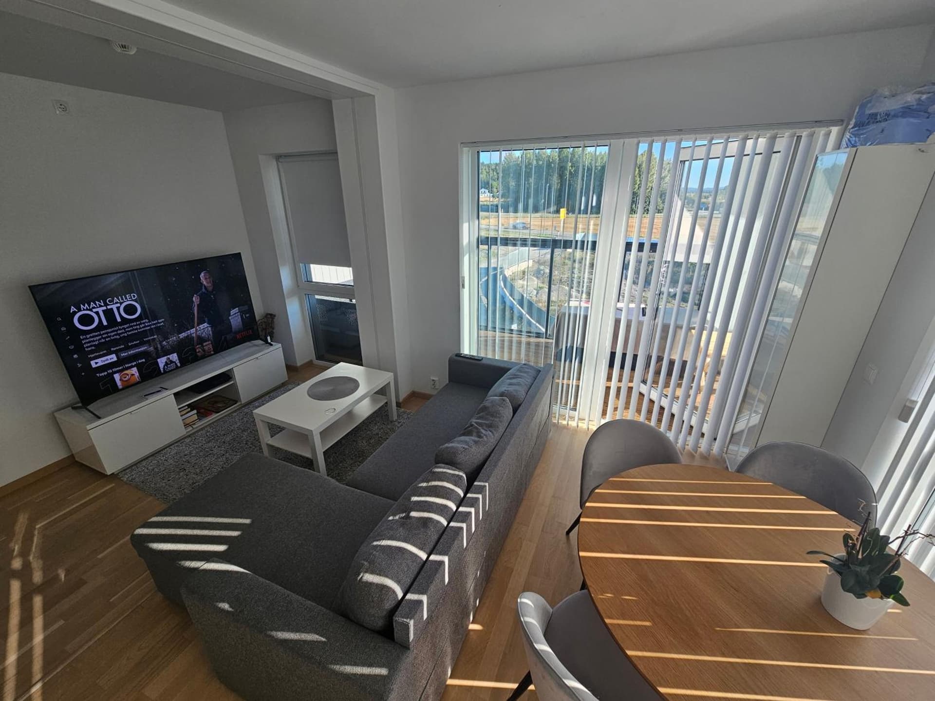 Lovely 1-bedroom condo with parking spot