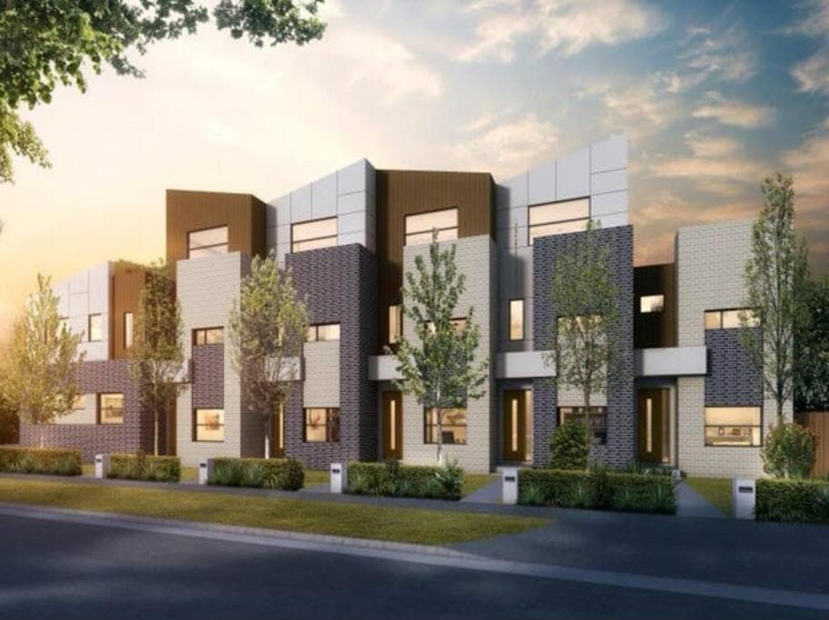 15 Percent off monthly 3Bedroom house Strathmore Heights