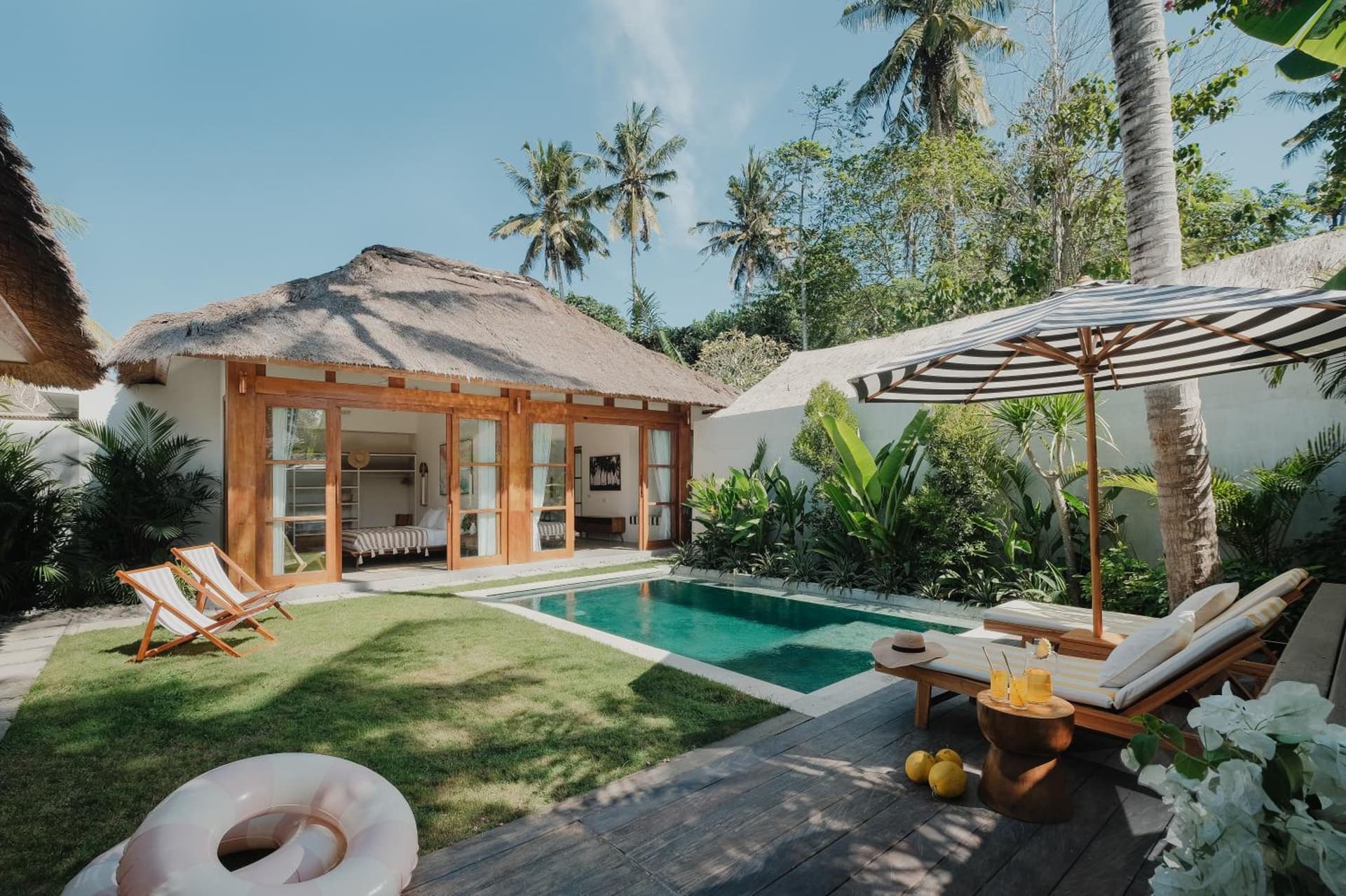 Loop Villas